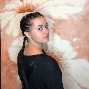 Meet your Posher, Julia